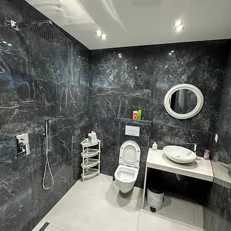 Apartment Enzo Rooms Center Tirana