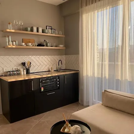 Enzo Center Apartment