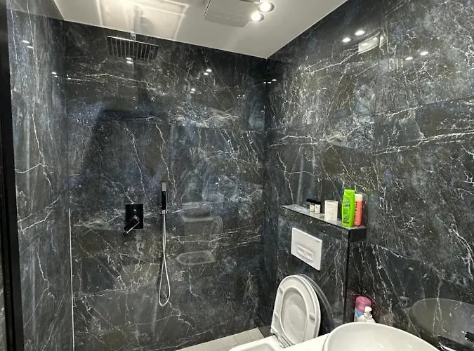 Enzo Center Lägenhet