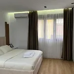 Enzo Center Tirana
