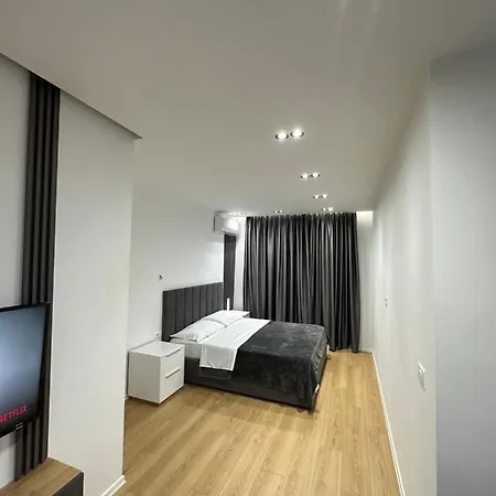 Enzo Center *