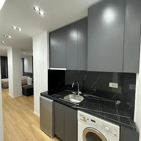 Appartement Enzo Center *