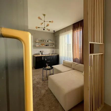 Enzo Center Apartment Tirana